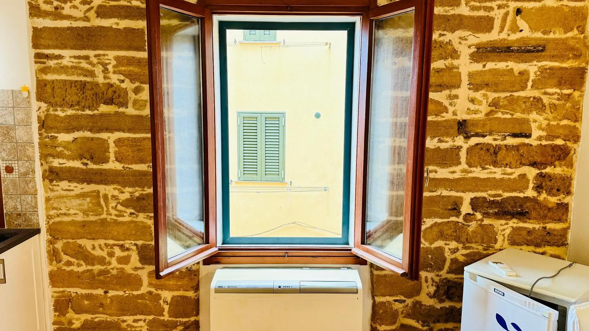 Aquasale Apartment 阿尔盖罗