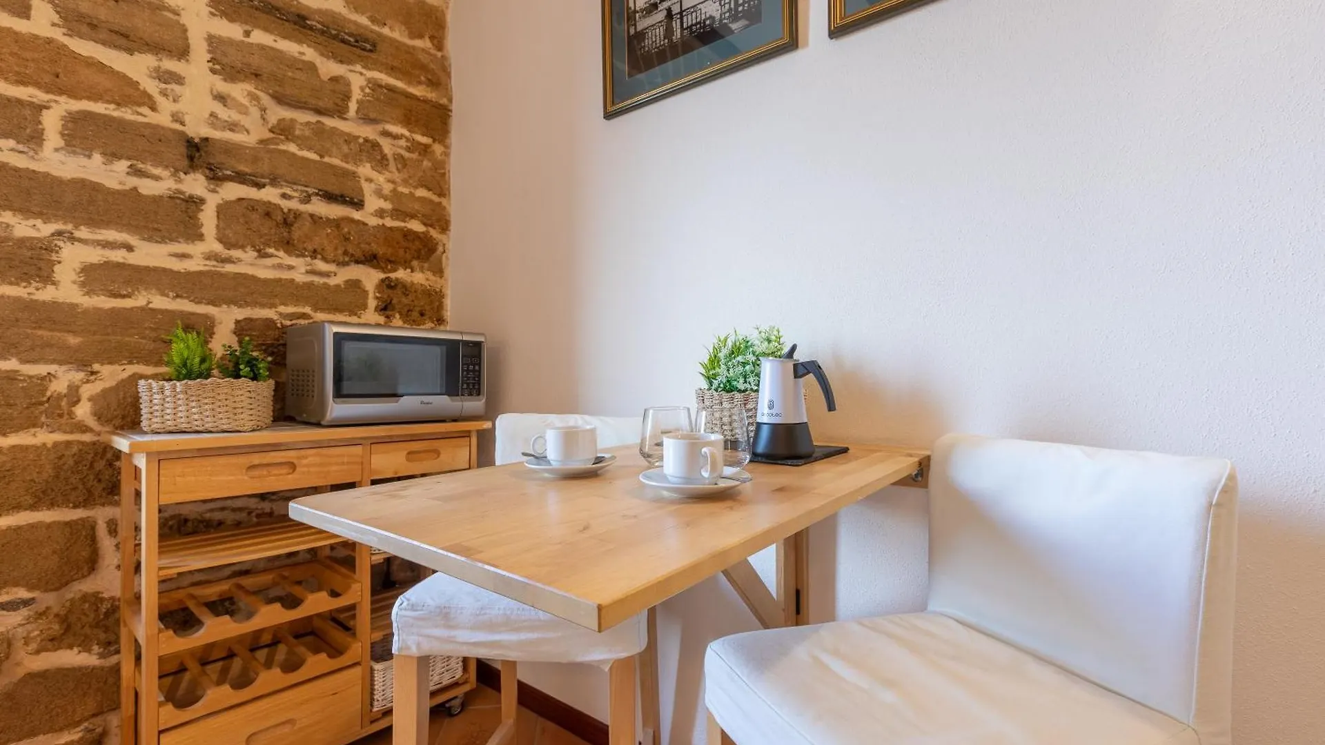 Centro Storico - Fronte Mare - Aquasale Apartment Alghero